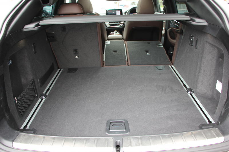 BMW X4 M40i 直6ﾀｰﾎﾞ360馬力 ﾊﾟﾉﾗﾏｻﾝﾙｰﾌ ﾓｶﾚｻﾞｰ 全ﾋｰﾀｰ ACｼｭﾆｯﾂｧｰｴｱﾛ 可変Mｻｽ 専用ﾃﾞﾌ 21AW LEDﾍｯﾄﾞﾗｲﾄ 追従ACC HUD ｽﾃｱﾘﾝｸﾞｻﾎﾟｰﾄ ﾀｯﾁ画面HDDﾅﾋﾞTV 360度ﾊﾟﾉﾗﾏｶﾒﾗ PDC緊急ﾌﾞﾚｰｷ Hifiｽﾋﾟｰｶｰ 置くだけ充電 2年保証