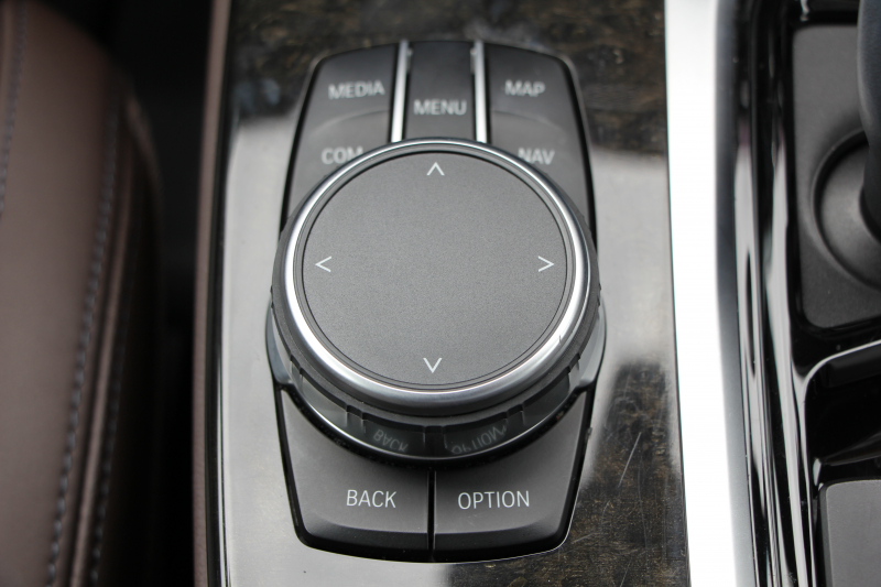 BMW X4 M40i 直6ﾀｰﾎﾞ360馬力 ﾊﾟﾉﾗﾏｻﾝﾙｰﾌ ﾓｶﾚｻﾞｰ 全ﾋｰﾀｰ ACｼｭﾆｯﾂｧｰｴｱﾛ 可変Mｻｽ 専用ﾃﾞﾌ 21AW LEDﾍｯﾄﾞﾗｲﾄ 追従ACC HUD ｽﾃｱﾘﾝｸﾞｻﾎﾟｰﾄ ﾀｯﾁ画面HDDﾅﾋﾞTV 360度ﾊﾟﾉﾗﾏｶﾒﾗ PDC緊急ﾌﾞﾚｰｷ Hifiｽﾋﾟｰｶｰ 置くだけ充電 2年保証