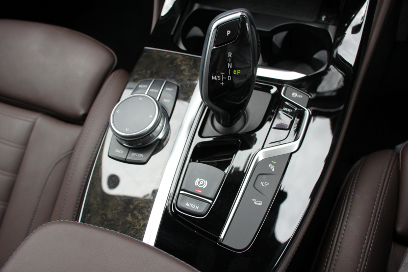 BMW X4 M40i 直6ﾀｰﾎﾞ360馬力 ﾊﾟﾉﾗﾏｻﾝﾙｰﾌ ﾓｶﾚｻﾞｰ 全ﾋｰﾀｰ ACｼｭﾆｯﾂｧｰｴｱﾛ 可変Mｻｽ 専用ﾃﾞﾌ 21AW LEDﾍｯﾄﾞﾗｲﾄ 追従ACC HUD ｽﾃｱﾘﾝｸﾞｻﾎﾟｰﾄ ﾀｯﾁ画面HDDﾅﾋﾞTV 360度ﾊﾟﾉﾗﾏｶﾒﾗ PDC緊急ﾌﾞﾚｰｷ Hifiｽﾋﾟｰｶｰ 置くだけ充電 2年保証