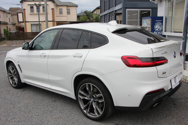 BMW X4 M40i 直6ﾀｰﾎﾞ360馬力 ﾊﾟﾉﾗﾏｻﾝﾙｰﾌ ﾓｶﾚｻﾞｰ 全ﾋｰﾀｰ ACｼｭﾆｯﾂｧｰｴｱﾛ 可変Mｻｽ 専用ﾃﾞﾌ 21AW LEDﾍｯﾄﾞﾗｲﾄ 追従ACC HUD ｽﾃｱﾘﾝｸﾞｻﾎﾟｰﾄ ﾀｯﾁ画面HDDﾅﾋﾞTV 360度ﾊﾟﾉﾗﾏｶﾒﾗ PDC緊急ﾌﾞﾚｰｷ Hifiｽﾋﾟｰｶｰ 置くだけ充電 2年保証