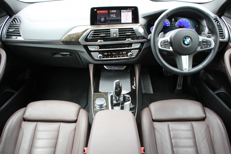 BMW X4 M40i 直6ﾀｰﾎﾞ360馬力 ﾊﾟﾉﾗﾏｻﾝﾙｰﾌ ﾓｶﾚｻﾞｰ 全ﾋｰﾀｰ ACｼｭﾆｯﾂｧｰｴｱﾛ 可変Mｻｽ 専用ﾃﾞﾌ 21AW LEDﾍｯﾄﾞﾗｲﾄ 追従ACC HUD ｽﾃｱﾘﾝｸﾞｻﾎﾟｰﾄ ﾀｯﾁ画面HDDﾅﾋﾞTV 360度ﾊﾟﾉﾗﾏｶﾒﾗ PDC緊急ﾌﾞﾚｰｷ Hifiｽﾋﾟｰｶｰ 置くだけ充電 2年保証