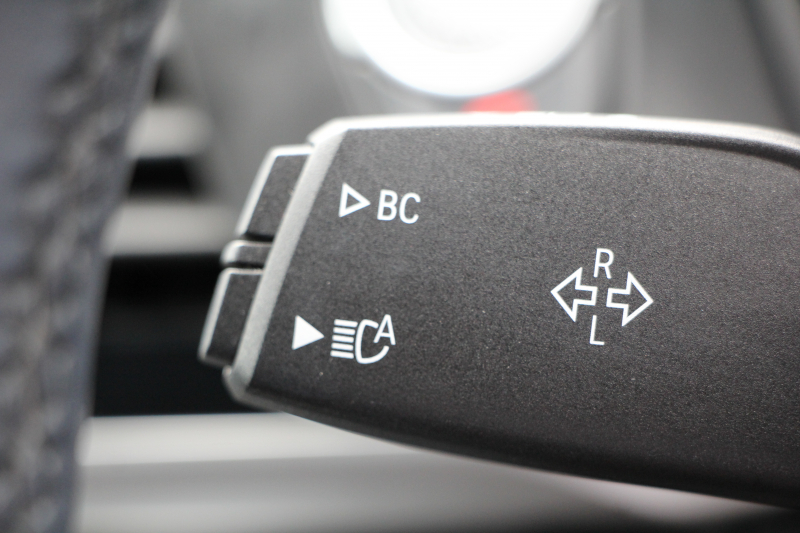 BMW X4 M40i 直6ﾀｰﾎﾞ360馬力 ﾊﾟﾉﾗﾏｻﾝﾙｰﾌ ﾓｶﾚｻﾞｰ 全ﾋｰﾀｰ ACｼｭﾆｯﾂｧｰｴｱﾛ 可変Mｻｽ 専用ﾃﾞﾌ 21AW LEDﾍｯﾄﾞﾗｲﾄ 追従ACC HUD ｽﾃｱﾘﾝｸﾞｻﾎﾟｰﾄ ﾀｯﾁ画面HDDﾅﾋﾞTV 360度ﾊﾟﾉﾗﾏｶﾒﾗ PDC緊急ﾌﾞﾚｰｷ Hifiｽﾋﾟｰｶｰ 置くだけ充電 2年保証