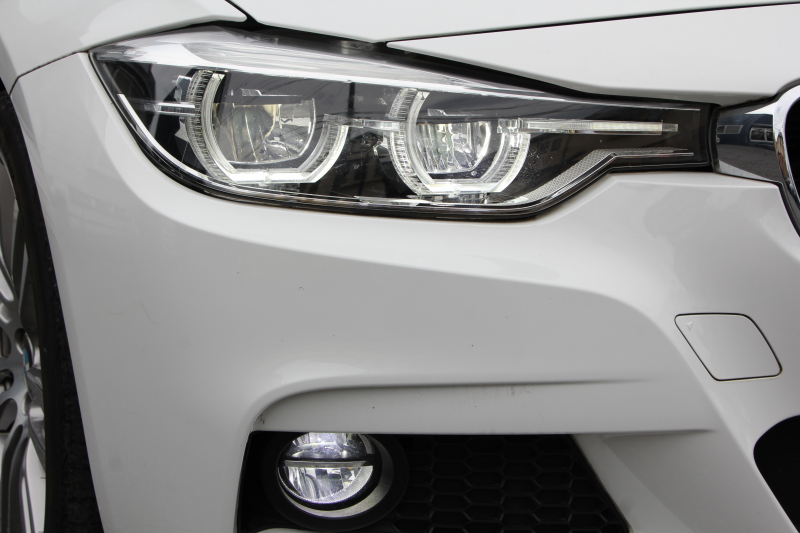 BMW 3シリーズ 320d Mｽﾎﾟｰﾂ 後期 新ｴﾝｼﾞﾝ LEDﾍｯﾄﾞﾗｲﾄ&ﾃｰﾙ 追従ACC ﾚｰﾝﾁｪﾝｼﾞ警告 衝突軽減ﾌﾞﾚｰｷ 車線逸脱警告 歩行者警告 第5世代iﾄﾞﾗｲﾌﾞHDDﾅﾋﾞBｶﾒﾗ ｽﾏｰﾄｷｰ Bluetoothｵｰﾃﾞｨｵ&通話 ﾊﾟﾄﾞﾙｼﾌﾄ 専用ｴｱﾛ 2年保証