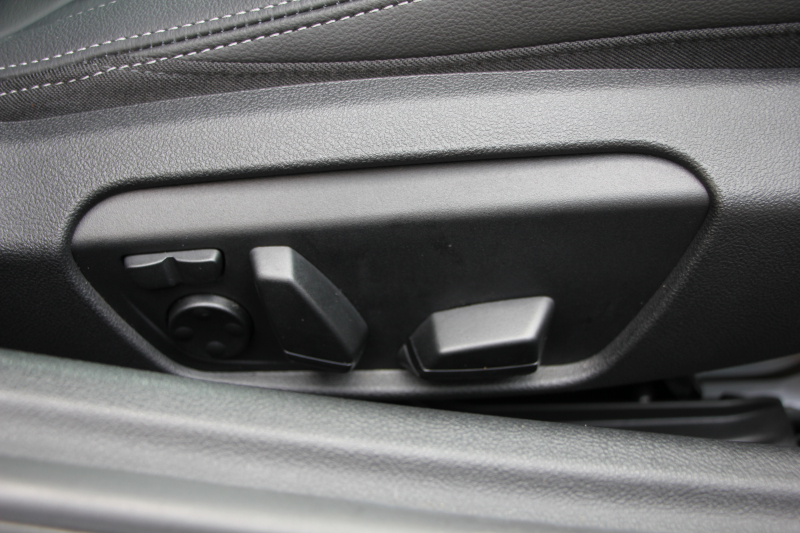 BMW Z4 Sdrive20i Mｽﾎﾟｰﾂ ﾌｧｽﾄﾄﾗｯｸP 受注生産OPﾌﾞﾗｯｸﾚｻﾞｰ ｱﾀﾞﾌﾟﾃｨﾌﾞMｻｽ Mｽﾎﾟｰﾂﾌﾞﾚｰｷ 19AW ﾌﾙｾｸﾞTV ﾜｲﾔﾚｽ充電 Mｽﾎﾟｰﾂｼｰﾄ 追従ACC BMWﾗｲﾌﾞｺｯｸﾋﾟｯﾄ ﾋｰﾀｰ付Mｽﾎﾟｰﾂｼｰﾄ ｱﾝﾋﾞｴﾝﾄﾗｲﾄ 後退ｱｼｽﾄ 2年保証