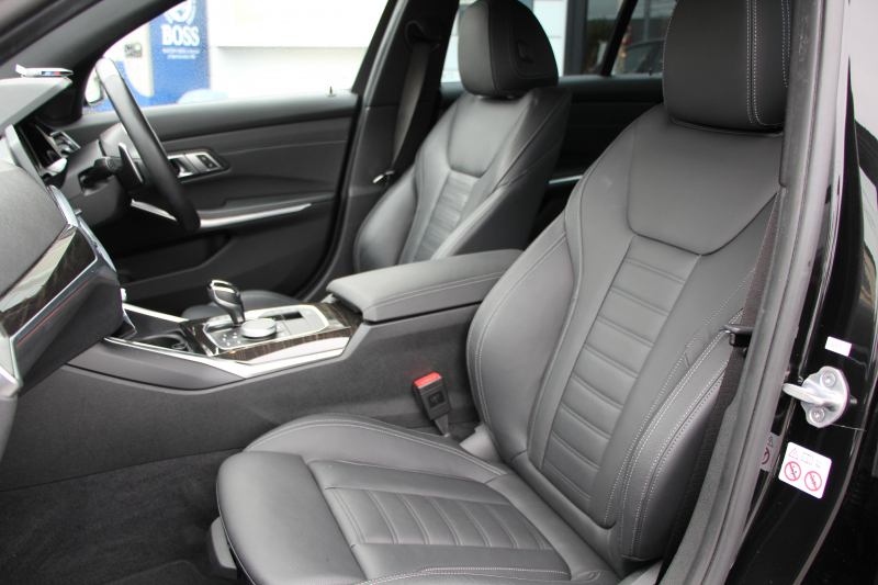 BMW 3シリーズ 320i Mｽﾎﾟｰﾂ ﾊｲﾗｲﾝ ﾌｧｽﾄﾄﾗｯｸP ｺﾝﾌｫ-ﾄP ﾋｰﾀｰ黒革 ｱﾀﾞﾌﾟﾃｨﾌﾞMｻｽ ｼﾞｪｽﾁｬｰｺﾝﾄﾛｰﾙ 電動ﾄﾗﾝｸ 19AW Mｽﾎﾟｰﾂﾌﾞﾚｰｷ LEDﾍｯﾄﾞﾗｲﾄ ｵｰﾄﾊｲﾋﾞｰﾑ 追従ACC ｽﾃｱﾘﾝｸﾞｻﾎﾟｰﾄ ﾀｯﾁ画面ﾅﾋﾞPｱｼｽﾄﾌﾟﾗｽ 360度ｶﾒﾗ 2年保証