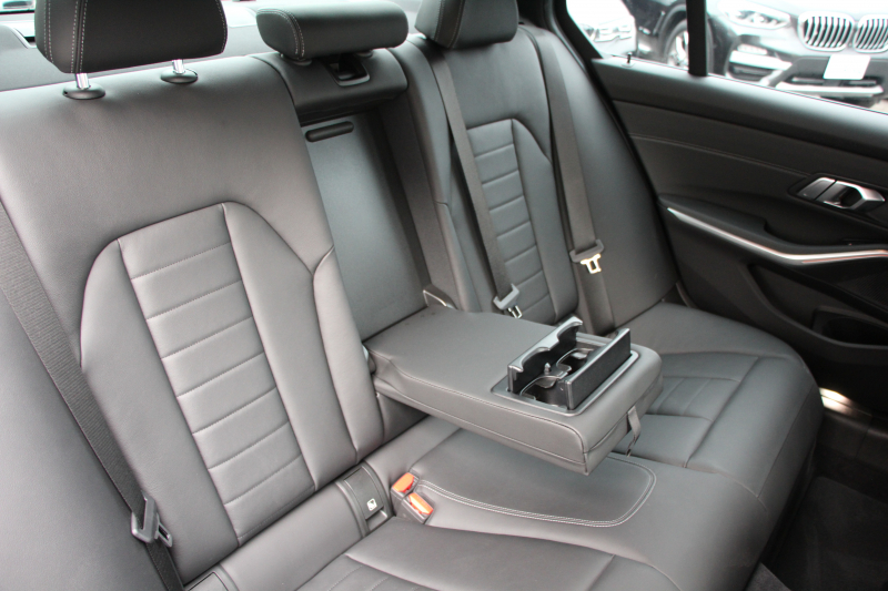 BMW 3シリーズ 320i Mｽﾎﾟｰﾂ ﾊｲﾗｲﾝ ﾌｧｽﾄﾄﾗｯｸP ｺﾝﾌｫ-ﾄP ﾋｰﾀｰ黒革 ｱﾀﾞﾌﾟﾃｨﾌﾞMｻｽ ｼﾞｪｽﾁｬｰｺﾝﾄﾛｰﾙ 電動ﾄﾗﾝｸ 19AW Mｽﾎﾟｰﾂﾌﾞﾚｰｷ LEDﾍｯﾄﾞﾗｲﾄ ｵｰﾄﾊｲﾋﾞｰﾑ 追従ACC ｽﾃｱﾘﾝｸﾞｻﾎﾟｰﾄ ﾀｯﾁ画面ﾅﾋﾞPｱｼｽﾄﾌﾟﾗｽ 360度ｶﾒﾗ 2年保証