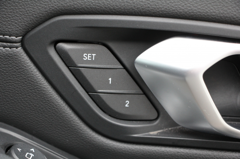 BMW 3シリーズ 320i Mｽﾎﾟｰﾂ ﾊｲﾗｲﾝ ﾌｧｽﾄﾄﾗｯｸP ｺﾝﾌｫ-ﾄP ﾋｰﾀｰ黒革 ｱﾀﾞﾌﾟﾃｨﾌﾞMｻｽ ｼﾞｪｽﾁｬｰｺﾝﾄﾛｰﾙ 電動ﾄﾗﾝｸ 19AW Mｽﾎﾟｰﾂﾌﾞﾚｰｷ LEDﾍｯﾄﾞﾗｲﾄ ｵｰﾄﾊｲﾋﾞｰﾑ 追従ACC ｽﾃｱﾘﾝｸﾞｻﾎﾟｰﾄ ﾀｯﾁ画面ﾅﾋﾞPｱｼｽﾄﾌﾟﾗｽ 360度ｶﾒﾗ 2年保証