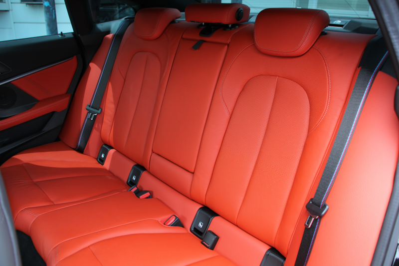 BMW 2シリーズ M235i Xdrive ｸﾞﾗﾝｸｰﾍﾟﾃﾞﾋﾞｭｰP 4WD ﾏｸﾞﾏﾚｯﾄﾞﾚｻﾞｰ Mｽﾎﾟｰﾂｼｰﾄ ｱﾀﾞﾌﾟﾃｨﾌﾞｻｽ ﾚｲｽﾞ鍛造19AW Mｼｰﾄﾍﾞﾙﾄ 306馬力 追従ACC Mﾘｱｽﾎﾟｲﾗｰ ﾀｯﾁ画面HDDﾅﾋﾞ置くだけ充電 Pｱｼｽﾄ 後退ｱｼｽﾄ ｼｰﾄﾋｰﾀｰ 2年保証