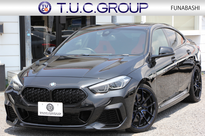 BMW 2シリーズ M235i Xdrive ｸﾞﾗﾝｸｰﾍﾟﾃﾞﾋﾞｭｰP 4WD ﾏｸﾞﾏﾚｯﾄﾞﾚｻﾞｰ Mｽﾎﾟｰﾂｼｰﾄ ｱﾀﾞﾌﾟﾃｨﾌﾞｻｽ ﾚｲｽﾞ鍛造19AW Mｼｰﾄﾍﾞﾙﾄ 306馬力 追従ACC Mﾘｱｽﾎﾟｲﾗｰ ﾀｯﾁ画面HDDﾅﾋﾞ置くだけ充電 Pｱｼｽﾄ 後退ｱｼｽﾄ ｼｰﾄﾋｰﾀｰ 2年保証