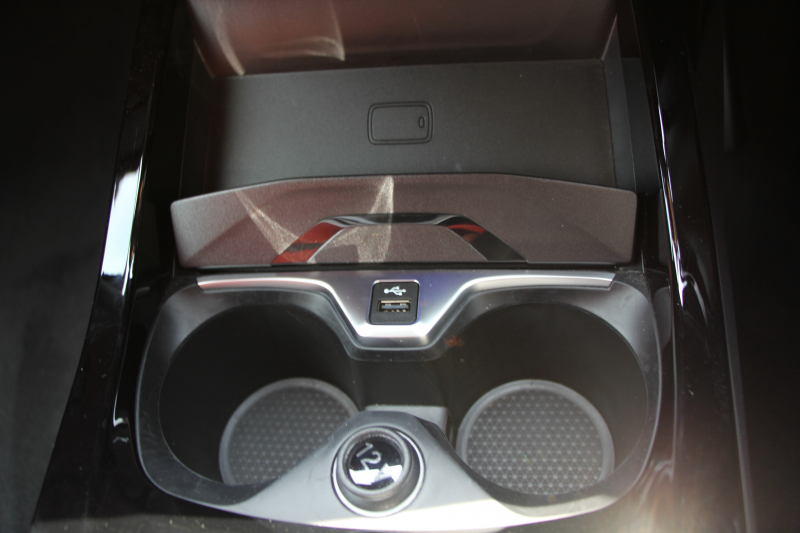 BMW 2シリーズ M235i Xdrive ｸﾞﾗﾝｸｰﾍﾟﾃﾞﾋﾞｭｰP 4WD ﾏｸﾞﾏﾚｯﾄﾞﾚｻﾞｰ Mｽﾎﾟｰﾂｼｰﾄ ｱﾀﾞﾌﾟﾃｨﾌﾞｻｽ ﾚｲｽﾞ鍛造19AW Mｼｰﾄﾍﾞﾙﾄ 306馬力 追従ACC Mﾘｱｽﾎﾟｲﾗｰ ﾀｯﾁ画面HDDﾅﾋﾞ置くだけ充電 Pｱｼｽﾄ 後退ｱｼｽﾄ ｼｰﾄﾋｰﾀｰ 2年保証