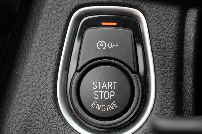 BMW 4シリーズ 440i ｶﾌﾞﾘｵﾚ Mｽﾎﾟｰﾂ ﾌｧｽﾄﾄﾗｯｸP 後期LCI ﾌｪｲｽﾘﾌﾄ後 ﾋｰﾀｰ茶革 B58新ｴﾝｼﾞﾝ 326馬力 HUD 追従ACC ﾚｰﾝﾁｪﾝｼﾞ警告 ﾊｰﾏﾝｶｰﾄﾞﾝ 可変Mｻｽ Mｽﾎﾟｰﾂﾌﾞﾚｰｷ 19AW ﾀｯﾁ画面ﾅﾋﾞTV LEDﾍｯﾄﾞﾗｲﾄ＆ﾃｰﾙ TOPﾋﾞｭｰｶﾒﾗ Pｱｼｽﾄ 2年保証