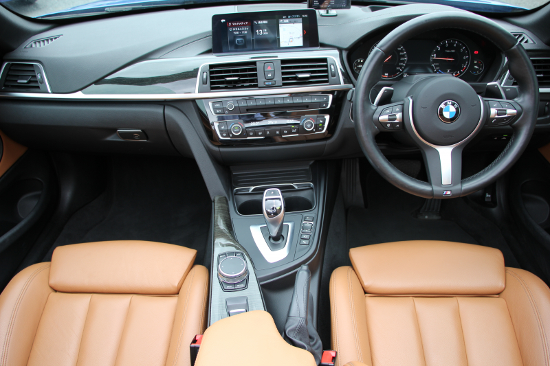 BMW 4シリーズ 440i ｶﾌﾞﾘｵﾚ Mｽﾎﾟｰﾂ ﾌｧｽﾄﾄﾗｯｸP 後期LCI ﾌｪｲｽﾘﾌﾄ後 ﾋｰﾀｰ茶革 B58新ｴﾝｼﾞﾝ 326馬力 HUD 追従ACC ﾚｰﾝﾁｪﾝｼﾞ警告 ﾊｰﾏﾝｶｰﾄﾞﾝ 可変Mｻｽ Mｽﾎﾟｰﾂﾌﾞﾚｰｷ 19AW ﾀｯﾁ画面ﾅﾋﾞTV LEDﾍｯﾄﾞﾗｲﾄ＆ﾃｰﾙ TOPﾋﾞｭｰｶﾒﾗ Pｱｼｽﾄ 2年保証
