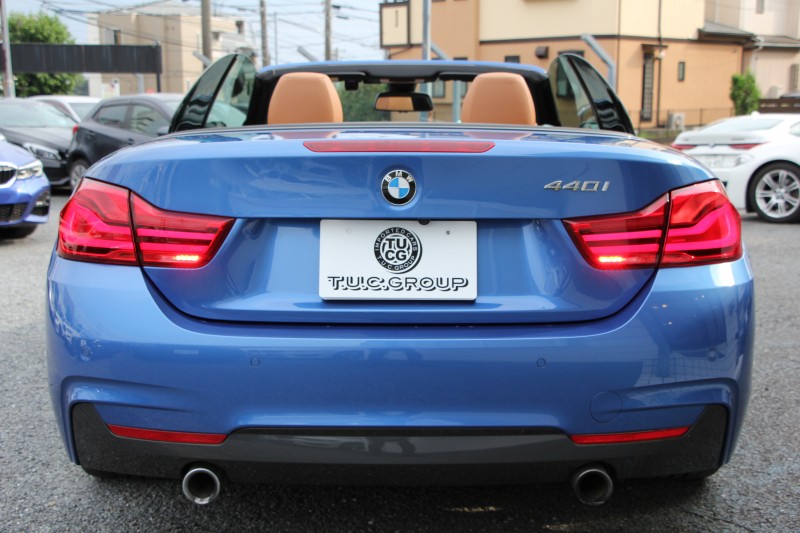 BMW 4シリーズ 440i ｶﾌﾞﾘｵﾚ Mｽﾎﾟｰﾂ ﾌｧｽﾄﾄﾗｯｸP 後期LCI ﾌｪｲｽﾘﾌﾄ後 ﾋｰﾀｰ茶革 B58新ｴﾝｼﾞﾝ 326馬力 HUD 追従ACC ﾚｰﾝﾁｪﾝｼﾞ警告 ﾊｰﾏﾝｶｰﾄﾞﾝ 可変Mｻｽ Mｽﾎﾟｰﾂﾌﾞﾚｰｷ 19AW ﾀｯﾁ画面ﾅﾋﾞTV LEDﾍｯﾄﾞﾗｲﾄ＆ﾃｰﾙ TOPﾋﾞｭｰｶﾒﾗ Pｱｼｽﾄ 2年保証