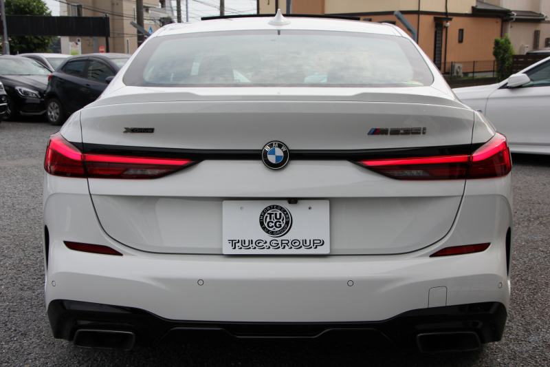 BMW 2シリーズ M235i Xdrive ｸﾞﾗﾝｸｰﾍﾟﾋﾞｼﾞｮﾝP 4WD ﾊﾟﾉﾗﾏｻﾝﾙｰﾌ ﾋｰﾀｰ黒革 ﾍｯﾄﾞｱｯﾌﾟﾃﾞｨｽﾌﾟﾚｲ ｱﾀﾞﾌﾟﾃｨﾌﾞLEDﾍｯﾄﾞﾗｲﾄ ｵｰﾄﾊｲﾋﾞｰﾑ Hi-fiｽﾋﾟｰｶｰ ﾌﾙｾｸﾞTV 306馬力 BMWﾗｲﾌﾞｺｯｸﾋﾟｯﾄ 後退ｱｼｽﾄ 追従ACC ﾀｯﾁ画面ﾅﾋﾞPｱｼｽﾄ 2年保証