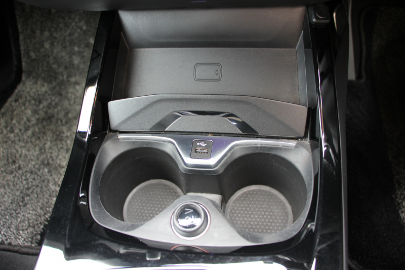 BMW 2シリーズ M235i Xdrive ｸﾞﾗﾝｸｰﾍﾟﾋﾞｼﾞｮﾝP 4WD ﾊﾟﾉﾗﾏｻﾝﾙｰﾌ ﾋｰﾀｰ黒革 ﾍｯﾄﾞｱｯﾌﾟﾃﾞｨｽﾌﾟﾚｲ ｱﾀﾞﾌﾟﾃｨﾌﾞLEDﾍｯﾄﾞﾗｲﾄ ｵｰﾄﾊｲﾋﾞｰﾑ Hi-fiｽﾋﾟｰｶｰ ﾌﾙｾｸﾞTV 306馬力 BMWﾗｲﾌﾞｺｯｸﾋﾟｯﾄ 後退ｱｼｽﾄ 追従ACC ﾀｯﾁ画面ﾅﾋﾞPｱｼｽﾄ 2年保証