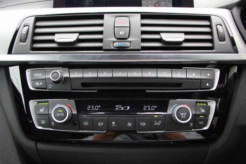 BMW 4シリーズ 420i ｸｰﾍﾟMｽﾎﾟｰﾂ 後期 追従ACC ﾚｰﾝﾁｪﾝｼﾞ警告 LEDﾍｯﾄﾞﾗｲﾄ&ﾃｰﾙ ｼｰﾄﾋｰﾀｰ ﾀｯﾁ画面ﾅﾋﾞ ﾌﾙｾｸﾞTV 液晶ﾒｰﾀｰ REMUSﾏﾌﾗｰ 衝突軽減ﾌﾞﾚｰｷ 車線逸脱警告 歩行者警告 Bｶﾒﾗ Bluetooth接続 ﾊﾟﾄﾞﾙｼﾌﾄ ｽﾏｰﾄｷｰ 2年保証