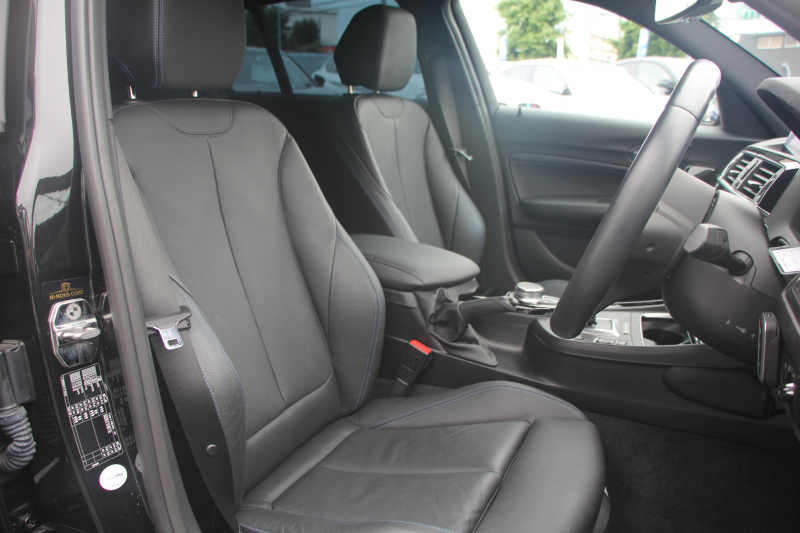 BMW 1シリーズ 118d Mｽﾎﾟｰﾂ ｴﾃﾞｨｼｮﾝｼｬﾄﾞｰ ｱｯﾌﾟｸﾞﾚｰﾄﾞP 特別限定車 最終ﾓﾃﾞﾙ ﾋｰﾀｰ黒革 ｼｰﾄﾒﾓﾘｰ 電動ｼｰﾄ ﾀﾞｰｸLEDﾍｯﾄﾞﾗｲﾄ&ﾃｰﾙ 追従ACC HI-FIｽﾋﾟｰｶｰ ﾀｯﾁ画面HDDﾅﾋﾞｽﾊﾟｽﾌﾟﾏﾌﾗｰ Eibach車高調 ﾏｸｽﾄﾝﾃﾞｻﾞｲﾝｽﾎﾟｲﾗｰ 2年保証