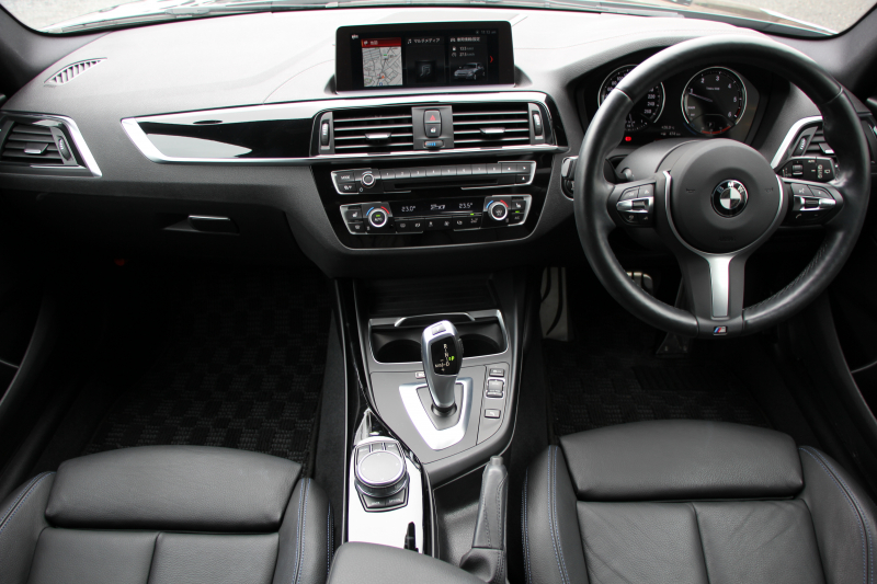 BMW 1シリーズ 118d Mｽﾎﾟｰﾂ ｴﾃﾞｨｼｮﾝｼｬﾄﾞｰ ｱｯﾌﾟｸﾞﾚｰﾄﾞP 特別限定車 最終ﾓﾃﾞﾙ ﾋｰﾀｰ黒革 ｼｰﾄﾒﾓﾘｰ 電動ｼｰﾄ ﾀﾞｰｸLEDﾍｯﾄﾞﾗｲﾄ&ﾃｰﾙ 追従ACC HI-FIｽﾋﾟｰｶｰ ﾀｯﾁ画面HDDﾅﾋﾞｽﾊﾟｽﾌﾟﾏﾌﾗｰ Eibach車高調 ﾏｸｽﾄﾝﾃﾞｻﾞｲﾝｽﾎﾟｲﾗｰ 2年保証