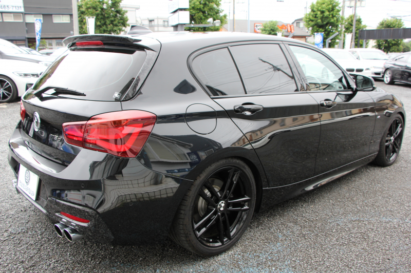 BMW 1シリーズ 118d Mｽﾎﾟｰﾂ ｴﾃﾞｨｼｮﾝｼｬﾄﾞｰ ｱｯﾌﾟｸﾞﾚｰﾄﾞP 特別限定車 最終ﾓﾃﾞﾙ ﾋｰﾀｰ黒革 ｼｰﾄﾒﾓﾘｰ 電動ｼｰﾄ ﾀﾞｰｸLEDﾍｯﾄﾞﾗｲﾄ&ﾃｰﾙ 追従ACC HI-FIｽﾋﾟｰｶｰ ﾀｯﾁ画面HDDﾅﾋﾞｽﾊﾟｽﾌﾟﾏﾌﾗｰ Eibach車高調 ﾏｸｽﾄﾝﾃﾞｻﾞｲﾝｽﾎﾟｲﾗｰ 2年保証