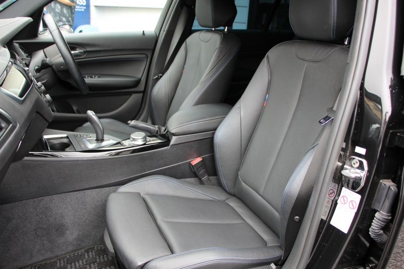 BMW 1シリーズ 118d Mｽﾎﾟｰﾂ ｴﾃﾞｨｼｮﾝｼｬﾄﾞｰ ｱｯﾌﾟｸﾞﾚｰﾄﾞP 特別限定車 最終ﾓﾃﾞﾙ ﾋｰﾀｰ黒革 ｼｰﾄﾒﾓﾘｰ 電動ｼｰﾄ ﾀﾞｰｸLEDﾍｯﾄﾞﾗｲﾄ&ﾃｰﾙ 追従ACC HI-FIｽﾋﾟｰｶｰ ﾀｯﾁ画面HDDﾅﾋﾞｽﾊﾟｽﾌﾟﾏﾌﾗｰ Eibach車高調 ﾏｸｽﾄﾝﾃﾞｻﾞｲﾝｽﾎﾟｲﾗｰ 2年保証