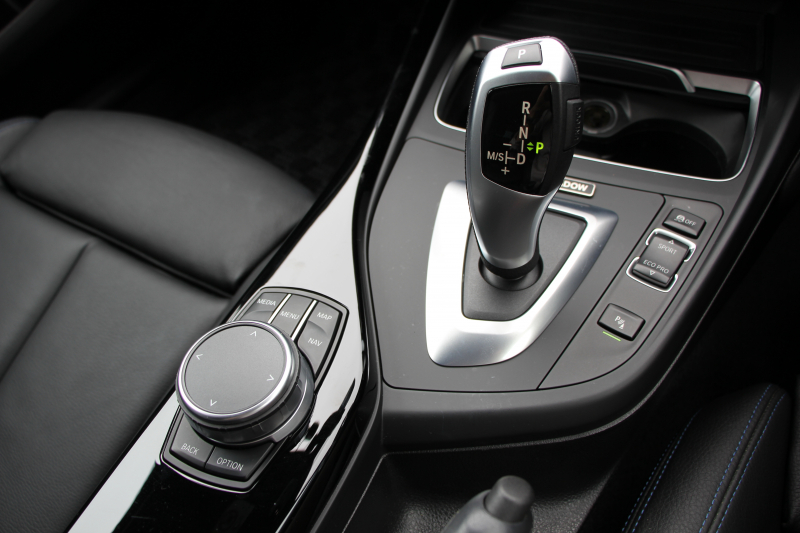 BMW 1シリーズ 118d Mｽﾎﾟｰﾂ ｴﾃﾞｨｼｮﾝｼｬﾄﾞｰ ｱｯﾌﾟｸﾞﾚｰﾄﾞP 特別限定車 最終ﾓﾃﾞﾙ ﾋｰﾀｰ黒革 ｼｰﾄﾒﾓﾘｰ 電動ｼｰﾄ ﾀﾞｰｸLEDﾍｯﾄﾞﾗｲﾄ&ﾃｰﾙ 追従ACC HI-FIｽﾋﾟｰｶｰ ﾀｯﾁ画面HDDﾅﾋﾞｽﾊﾟｽﾌﾟﾏﾌﾗｰ Eibach車高調 ﾏｸｽﾄﾝﾃﾞｻﾞｲﾝｽﾎﾟｲﾗｰ 2年保証