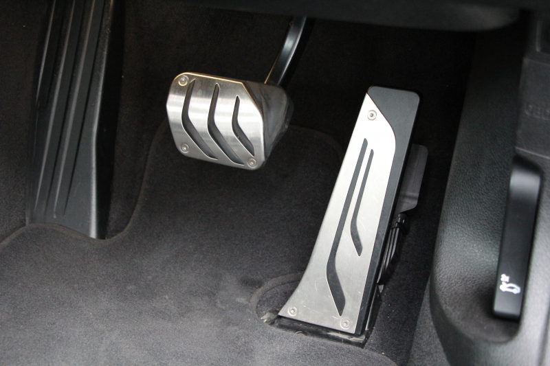 BMW 4シリーズ 420i ｸｰﾍﾟMｽﾎﾟｰﾂ ｽﾀｲﾙｴｯｼﾞ70台限定車 ﾋｰﾀｰ黒革 LEDﾍｯﾄﾞﾗｲﾄ ﾌｧｽﾄﾄﾗｯｸP ｱﾀﾞﾌﾟﾃｨﾌﾞMｻｽ Mｽﾎﾟｰﾂﾌﾞﾚｰｷ 19AW 追従ACC HDDﾅﾋﾞBｶﾒﾗ Bluetooth接続 ﾊﾟﾄﾞﾙｼﾌﾄ 衝突軽減ﾌﾞﾚｰｷ 車線逸脱警告 歩行者警告 2年保証