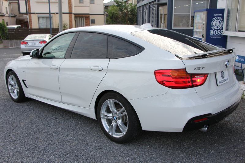 BMW 3シリーズ 320i ｸﾞﾗﾝﾂｰﾘｽﾓ Mｽﾎﾟｰﾂ 追従ACC 衝突軽減ﾌﾞﾚｰｷ 車線逸脱警告 歩行者警告 ﾌﾙｾｸﾞTV ﾀｯﾁﾊﾟｯﾄﾞ対応HDDﾅﾋﾞ電動ﾄﾗﾝｸ Mｽﾎﾟｰﾂｴｱﾛ 18AW ﾒﾓﾘ-付電動ｼｰﾄ ETC2.0 ｽﾏｰﾄｷｰ ｷｾﾉﾝ ﾊﾟﾄﾞﾙｼﾌﾄ 電動ﾘｱｳｲﾝｸﾞ2年保証