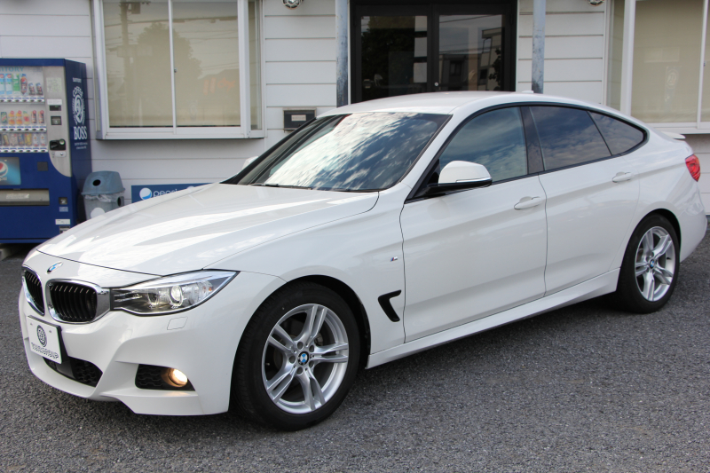 BMW 3シリーズ 320i ｸﾞﾗﾝﾂｰﾘｽﾓ Mｽﾎﾟｰﾂ 追従ACC 衝突軽減ﾌﾞﾚｰｷ 車線逸脱警告 歩行者警告 ﾌﾙｾｸﾞTV ﾀｯﾁﾊﾟｯﾄﾞ対応HDDﾅﾋﾞ電動ﾄﾗﾝｸ Mｽﾎﾟｰﾂｴｱﾛ 18AW ﾒﾓﾘ-付電動ｼｰﾄ ETC2.0 ｽﾏｰﾄｷｰ ｷｾﾉﾝ ﾊﾟﾄﾞﾙｼﾌﾄ 電動ﾘｱｳｲﾝｸﾞ2年保証