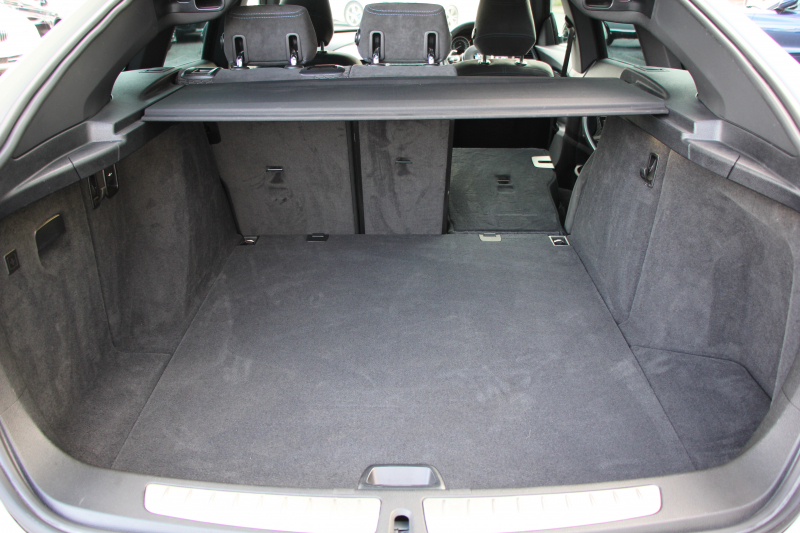 BMW 3シリーズ 320i ｸﾞﾗﾝﾂｰﾘｽﾓ Mｽﾎﾟｰﾂ 追従ACC 衝突軽減ﾌﾞﾚｰｷ 車線逸脱警告 歩行者警告 ﾌﾙｾｸﾞTV ﾀｯﾁﾊﾟｯﾄﾞ対応HDDﾅﾋﾞ電動ﾄﾗﾝｸ Mｽﾎﾟｰﾂｴｱﾛ 18AW ﾒﾓﾘ-付電動ｼｰﾄ ETC2.0 ｽﾏｰﾄｷｰ ｷｾﾉﾝ ﾊﾟﾄﾞﾙｼﾌﾄ 電動ﾘｱｳｲﾝｸﾞ2年保証