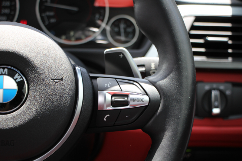 BMW 4シリーズ 435i ｸｰﾍﾟMｽﾎﾟｰﾂ ﾋｰﾀｰ赤革 直6ﾀｰﾎﾞ306馬力 N55B30Aｴﾝｼﾞﾝ REMUSﾏﾌﾗｰ ｵﾌﾟｼｮﾝ19AW 衝突軽減ﾌﾞﾚｰｷ 車線逸脱警告 歩行者警告 ﾌﾞﾚｰｷ付ｸﾙｺﾝ ﾌﾙｾｸﾞTV HDDﾅﾋﾞBluetooth接続 ｽﾏｰﾄｷｰ ﾊﾟﾄﾞﾙｼﾌﾄ 2年保証