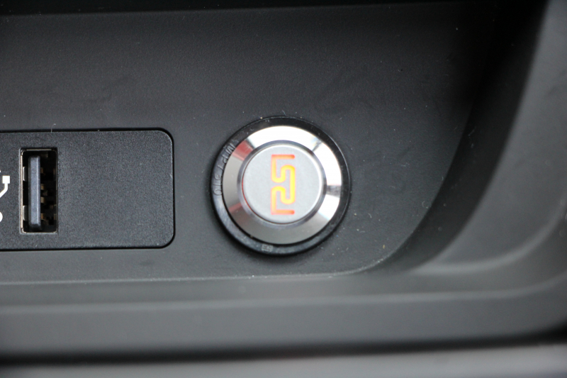 BMW 2シリーズ M240i ｸｰﾍﾟ後期 ﾌｪｲｽﾘﾌﾄ後 ﾋｰﾀｰ赤革 直6ﾀｰﾎﾞ340馬力 B58新ｴﾝｼﾞﾝ ｱﾀﾞﾌﾟﾃｨﾌﾞMｻｽ 追従ACC LEDﾍｯﾄﾞﾗｲﾄ&ﾃｰﾙ ﾌﾙｾｸﾞTV ﾀｯﾁ画面HDDﾅﾋﾞPｱｼｽﾄ 衝突軽減ﾌﾞﾚｰｷ 車線逸脱警告 歩行者警告 ﾊﾟﾄﾞﾙｼﾌﾄ ｽﾏｰﾄｷｰ 専用18AW&ﾌﾞﾚｰｷ 2年保証