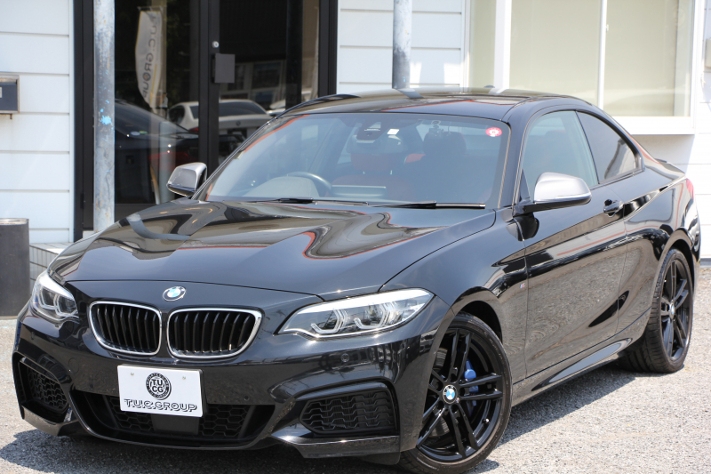 BMW 2シリーズ M240i ｸｰﾍﾟ後期 ﾌｪｲｽﾘﾌﾄ後 ﾋｰﾀｰ赤革 直6ﾀｰﾎﾞ340馬力 B58新ｴﾝｼﾞﾝ ｱﾀﾞﾌﾟﾃｨﾌﾞMｻｽ 追従ACC LEDﾍｯﾄﾞﾗｲﾄ&ﾃｰﾙ ﾌﾙｾｸﾞTV ﾀｯﾁ画面HDDﾅﾋﾞPｱｼｽﾄ 衝突軽減ﾌﾞﾚｰｷ 車線逸脱警告 歩行者警告 ﾊﾟﾄﾞﾙｼﾌﾄ ｽﾏｰﾄｷｰ 専用18AW&ﾌﾞﾚｰｷ 2年保証