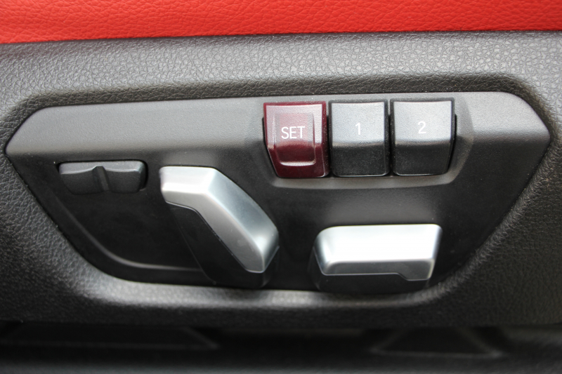 BMW 2シリーズ M240i ｸｰﾍﾟ後期 ﾌｪｲｽﾘﾌﾄ後 ﾋｰﾀｰ赤革 直6ﾀｰﾎﾞ340馬力 B58新ｴﾝｼﾞﾝ ｱﾀﾞﾌﾟﾃｨﾌﾞMｻｽ 追従ACC LEDﾍｯﾄﾞﾗｲﾄ&ﾃｰﾙ ﾌﾙｾｸﾞTV ﾀｯﾁ画面HDDﾅﾋﾞPｱｼｽﾄ 衝突軽減ﾌﾞﾚｰｷ 車線逸脱警告 歩行者警告 ﾊﾟﾄﾞﾙｼﾌﾄ ｽﾏｰﾄｷｰ 専用18AW&ﾌﾞﾚｰｷ 2年保証