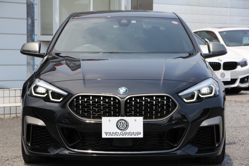 BMW 2シリーズ M235i Xdrive ｸﾞﾗﾝｸｰﾍﾟﾌﾟﾗｽP 306馬力 4WD ｱﾀﾞﾌﾟﾃｨﾌﾞMｻｽ ﾋｰﾀｰ黒革 Mｽﾎﾟｰﾂｼｰﾄ Hi-fiｽﾋﾟｰｶｰ ｻﾝﾌﾟﾛﾃｸｼｮﾝｶﾞﾗｽ 追従ACC 後退ｱｼｽﾄ LEDﾍｯﾄﾞﾗｲﾄ ｵｰﾄﾊｲﾋﾞｰﾑ 専用18AW&ﾌﾞﾚｰｷ Applecarplay対応 HDDﾅﾋﾞPｱｼｽﾄ 2年保証