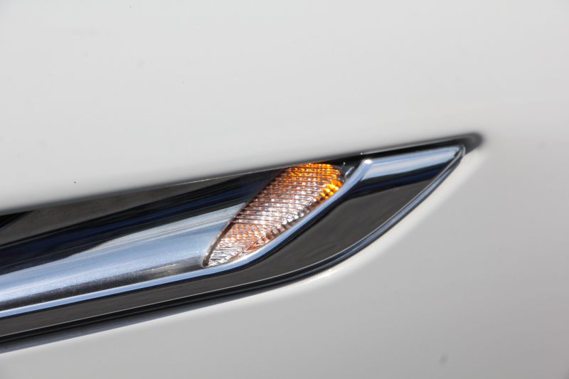 BMW 6シリーズ 640i ｸﾞﾗﾝｸｰﾍﾟMｽﾎﾟｰﾂ 変更後ﾓﾃﾞﾙ ｻﾝﾙｰﾌ ﾋｰﾀｰ黒革 LEDﾍｯﾄﾞﾗｲﾄ ｵﾌﾟｼｮﾝ20AW NEWﾃﾞｻﾞｲﾝｽﾃｱﾘﾝｸﾞ衝突軽減ﾌﾞﾚｰｷ 車線逸脱警告 歩行者警告 ｸﾙｺﾝ HDDﾅﾋﾞTV Bｶﾒﾗ ﾊﾟﾄﾞﾙｼﾌﾄ ｽﾏｰﾄｷｰ 専用ｴｱﾛ 320馬力 直6ﾀｰﾎﾞ2年保証