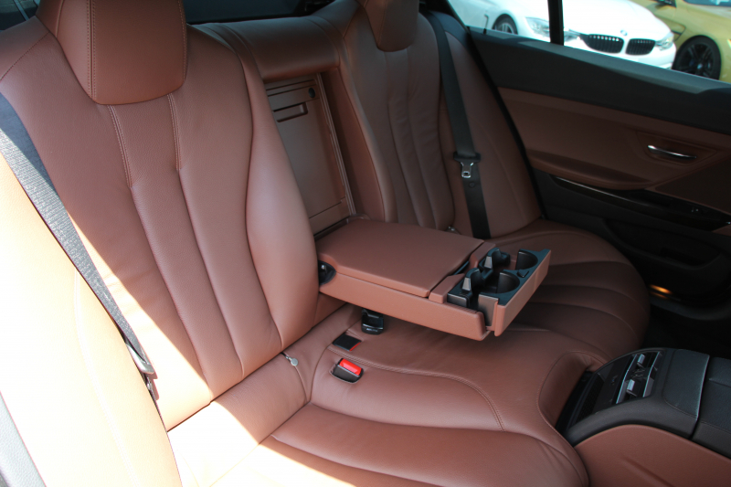 BMW 6シリーズ 640i ｸﾞﾗﾝｸｰﾍﾟMｽﾎﾟｰﾂ 変更後ﾓﾃﾞﾙ ｻﾝﾙｰﾌ ﾋｰﾀｰ黒革 LEDﾍｯﾄﾞﾗｲﾄ ｵﾌﾟｼｮﾝ20AW NEWﾃﾞｻﾞｲﾝｽﾃｱﾘﾝｸﾞ衝突軽減ﾌﾞﾚｰｷ 車線逸脱警告 歩行者警告 ｸﾙｺﾝ HDDﾅﾋﾞTV Bｶﾒﾗ ﾊﾟﾄﾞﾙｼﾌﾄ ｽﾏｰﾄｷｰ 専用ｴｱﾛ 320馬力 直6ﾀｰﾎﾞ2年保証