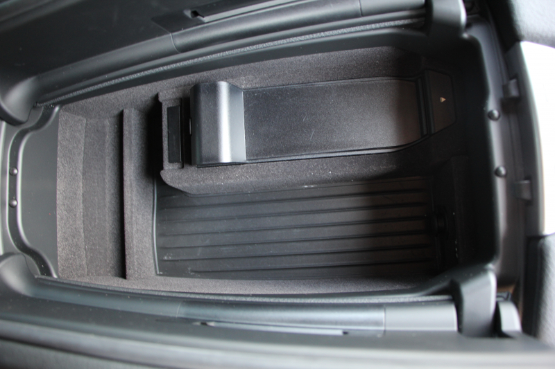 BMW 6シリーズ 640i ｸﾞﾗﾝｸｰﾍﾟMｽﾎﾟｰﾂ 変更後ﾓﾃﾞﾙ ｻﾝﾙｰﾌ ﾋｰﾀｰ黒革 LEDﾍｯﾄﾞﾗｲﾄ ｵﾌﾟｼｮﾝ20AW NEWﾃﾞｻﾞｲﾝｽﾃｱﾘﾝｸﾞ衝突軽減ﾌﾞﾚｰｷ 車線逸脱警告 歩行者警告 ｸﾙｺﾝ HDDﾅﾋﾞTV Bｶﾒﾗ ﾊﾟﾄﾞﾙｼﾌﾄ ｽﾏｰﾄｷｰ 専用ｴｱﾛ 320馬力 直6ﾀｰﾎﾞ2年保証