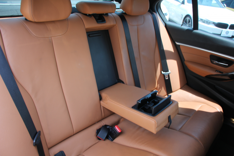 BMW 3シリーズ 340i Mｽﾎﾟｰﾂ 1ｵｰﾅ 最終型 B58ｴﾝｼﾞﾝ 直6ﾀｰﾎﾞ326馬力 ﾋｰﾀｰ茶革 ﾀｯﾁﾊﾟﾈﾙ対応HDDﾅﾋﾞﾌﾙｾｸﾞTV LEDﾍｯﾄﾞﾗｲﾄ LEDﾃｰﾙ NEWﾙｰﾑﾐﾗｰ 追従ACC ﾚｰﾝﾁｪﾝｼﾞ警告 衝突軽減ﾌﾞﾚｰｷ 車線逸脱警告 歩行者警告 2年保証