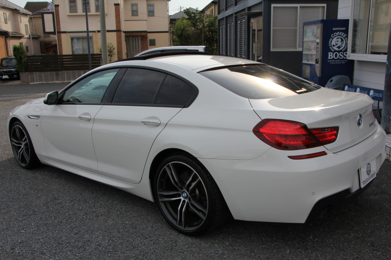BMW 6シリーズ 640i ｸﾞﾗﾝｸｰﾍﾟMｽﾎﾟｰﾂ ﾌｪｲｽﾘﾌﾄ後 最終ﾓﾃﾞﾙ ｻﾝﾙｰﾌ 液晶ﾒｰﾀｰ HUD ｵﾌﾟｼｮﾝ20AW 新ﾃﾞｻﾞｲﾝLEDﾍｯﾄﾞﾗｲﾄ ﾋｰﾀｰ茶革 新HDDﾅﾋﾞTV Pｱｼｽﾄ TOPﾋﾞｭｰ&ｻｲﾄﾞｶﾒﾗ 追従ACC ﾚｰﾝﾁｪﾝｼﾞ警告 衝突軽減ﾌﾞﾚｰｷ 直6ﾀｰﾎﾞ320馬力 ｽﾏｰﾄｷｰ 2年保証