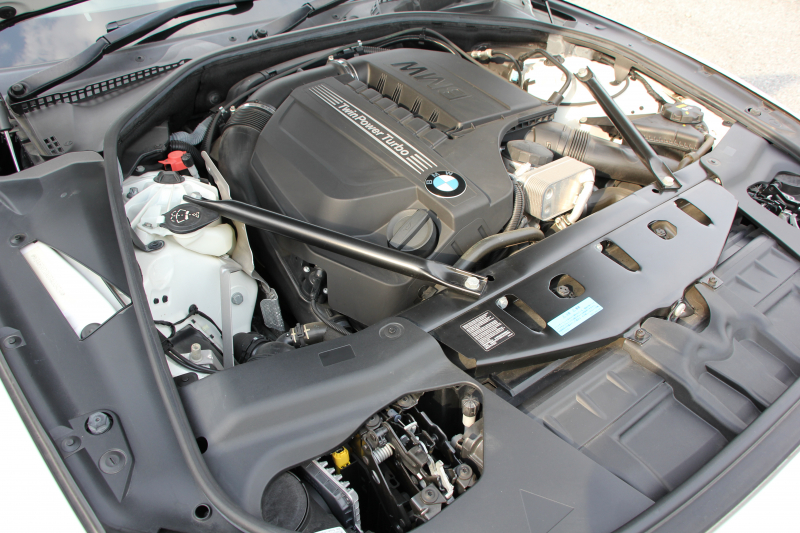 BMW 6シリーズ 640i ｸﾞﾗﾝｸｰﾍﾟMｽﾎﾟｰﾂ ﾌｪｲｽﾘﾌﾄ後 最終ﾓﾃﾞﾙ ｻﾝﾙｰﾌ 液晶ﾒｰﾀｰ HUD ｵﾌﾟｼｮﾝ20AW 新ﾃﾞｻﾞｲﾝLEDﾍｯﾄﾞﾗｲﾄ ﾋｰﾀｰ茶革 新HDDﾅﾋﾞTV Pｱｼｽﾄ TOPﾋﾞｭｰ&ｻｲﾄﾞｶﾒﾗ 追従ACC ﾚｰﾝﾁｪﾝｼﾞ警告 衝突軽減ﾌﾞﾚｰｷ 直6ﾀｰﾎﾞ320馬力 ｽﾏｰﾄｷｰ 2年保証