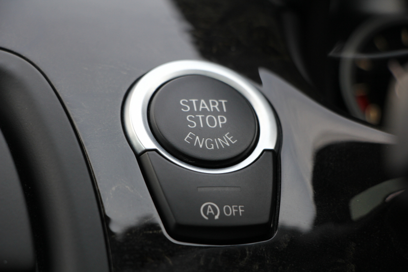 BMW 6シリーズ 640i ｸﾞﾗﾝｸｰﾍﾟMｽﾎﾟｰﾂ ﾌｪｲｽﾘﾌﾄ後 最終ﾓﾃﾞﾙ ｻﾝﾙｰﾌ 液晶ﾒｰﾀｰ HUD ｵﾌﾟｼｮﾝ20AW 新ﾃﾞｻﾞｲﾝLEDﾍｯﾄﾞﾗｲﾄ ﾋｰﾀｰ茶革 新HDDﾅﾋﾞTV Pｱｼｽﾄ TOPﾋﾞｭｰ&ｻｲﾄﾞｶﾒﾗ 追従ACC ﾚｰﾝﾁｪﾝｼﾞ警告 衝突軽減ﾌﾞﾚｰｷ 直6ﾀｰﾎﾞ320馬力 ｽﾏｰﾄｷｰ 2年保証