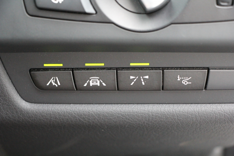 BMW 6シリーズ 640i ｸﾞﾗﾝｸｰﾍﾟMｽﾎﾟｰﾂ ﾌｪｲｽﾘﾌﾄ後 最終ﾓﾃﾞﾙ ｻﾝﾙｰﾌ 液晶ﾒｰﾀｰ HUD ｵﾌﾟｼｮﾝ20AW 新ﾃﾞｻﾞｲﾝLEDﾍｯﾄﾞﾗｲﾄ ﾋｰﾀｰ茶革 新HDDﾅﾋﾞTV Pｱｼｽﾄ TOPﾋﾞｭｰ&ｻｲﾄﾞｶﾒﾗ 追従ACC ﾚｰﾝﾁｪﾝｼﾞ警告 衝突軽減ﾌﾞﾚｰｷ 直6ﾀｰﾎﾞ320馬力 ｽﾏｰﾄｷｰ 2年保証