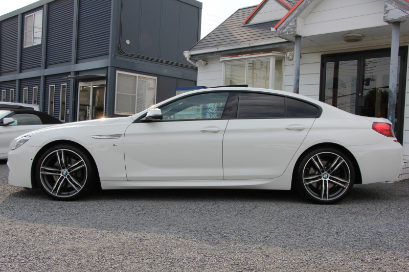 BMW 6シリーズ 640i ｸﾞﾗﾝｸｰﾍﾟMｽﾎﾟｰﾂ ﾌｪｲｽﾘﾌﾄ後 最終ﾓﾃﾞﾙ ｻﾝﾙｰﾌ 液晶ﾒｰﾀｰ HUD ｵﾌﾟｼｮﾝ20AW 新ﾃﾞｻﾞｲﾝLEDﾍｯﾄﾞﾗｲﾄ ﾋｰﾀｰ茶革 新HDDﾅﾋﾞTV Pｱｼｽﾄ TOPﾋﾞｭｰ&ｻｲﾄﾞｶﾒﾗ 追従ACC ﾚｰﾝﾁｪﾝｼﾞ警告 衝突軽減ﾌﾞﾚｰｷ 直6ﾀｰﾎﾞ320馬力 ｽﾏｰﾄｷｰ 2年保証