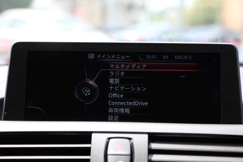 BMW 2シリーズ 220i ｸｰﾍﾟMｽﾎﾟｰﾂ 3Dﾃﾞｻﾞｲﾝﾏﾌﾗｰ ｵﾌﾟｼｮﾝ18AW 衝突軽減ﾌﾞﾚｰｷ 車線逸脱警告 歩行者警告 ﾌﾞﾚｰｷ付ｸﾙｺﾝ ﾀｯﾁﾊﾟｯﾄﾞ対応HDDﾅﾋﾞBｶﾒﾗ Bluetooth接続 左右独立ｵｰﾄｴｱｺﾝ ｽﾏｰﾄｷｰ 直噴ﾀｰﾎﾞ8速AT 2年保証