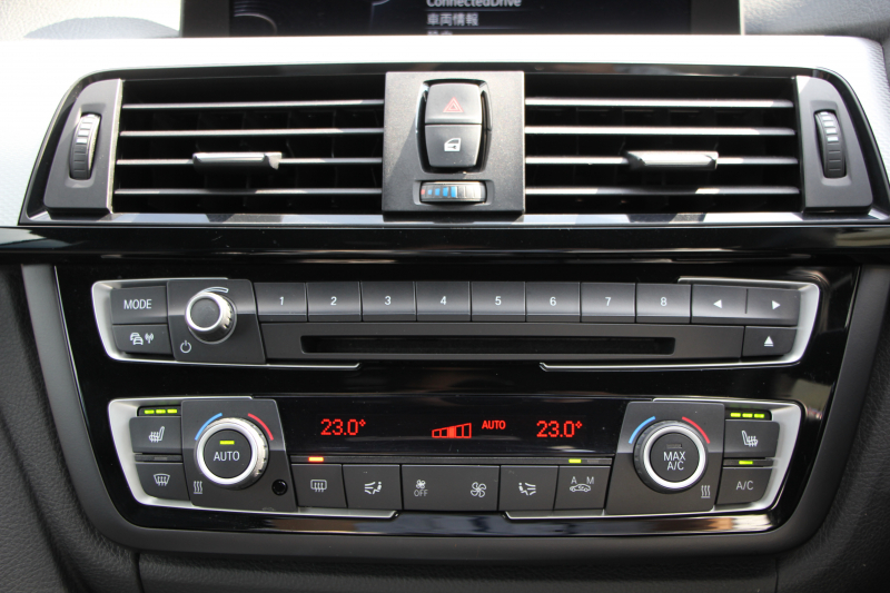 BMW 4シリーズ 435i ｶﾌﾞﾘｵﾚ Mｽﾎﾟｰﾂ ﾌｧｽﾄﾄﾗｯｸP 電動ｵｰﾌﾟﾝ 直6ﾀｰﾎﾞN55ｴﾝｼﾞﾝ ﾋｰﾀｰ黒革 追従ACC LEDﾍｯﾄﾞﾗｲﾄ HUD ｱﾀﾞﾌﾟﾃｨﾌﾞMｻｽ Mｽﾎﾟｰﾂﾌﾞﾚｰｷ 19AW HDDﾅﾋﾞTV MPerformanceｴｱﾛ 衝突軽減ﾌﾞﾚｰｷ 車線逸脱警告 歩行者警告 2年保証