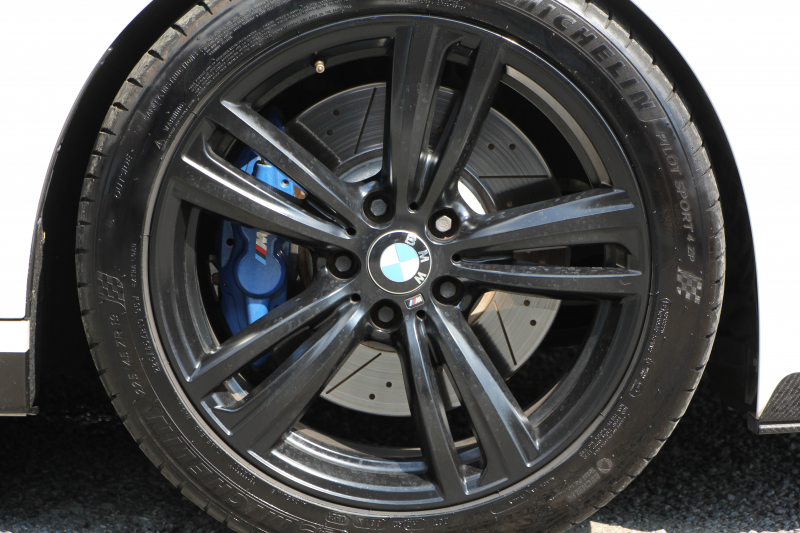 BMW 4シリーズ 435i ｶﾌﾞﾘｵﾚ Mｽﾎﾟｰﾂ ﾌｧｽﾄﾄﾗｯｸP 電動ｵｰﾌﾟﾝ 直6ﾀｰﾎﾞN55ｴﾝｼﾞﾝ ﾋｰﾀｰ黒革 追従ACC LEDﾍｯﾄﾞﾗｲﾄ HUD ｱﾀﾞﾌﾟﾃｨﾌﾞMｻｽ Mｽﾎﾟｰﾂﾌﾞﾚｰｷ 19AW HDDﾅﾋﾞTV MPerformanceｴｱﾛ 衝突軽減ﾌﾞﾚｰｷ 車線逸脱警告 歩行者警告 2年保証