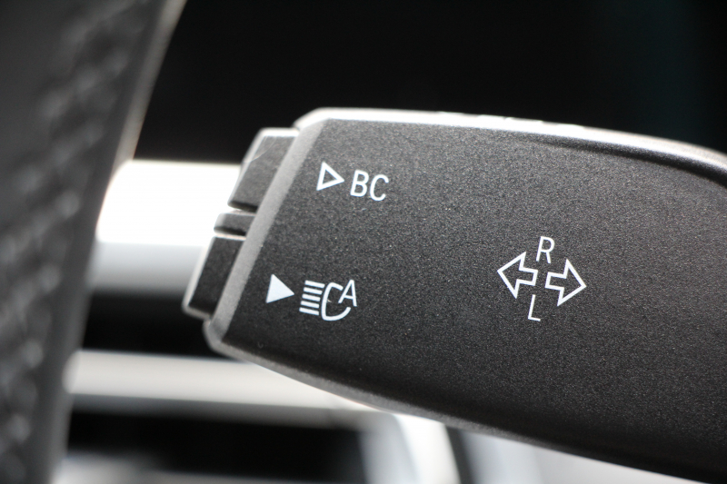 BMW 3シリーズ 330i Mｽﾎﾟｰﾂ ｺﾝﾌｫｰﾄP 1ｵｰﾅ 高出力 258馬力 追従ACC ｽﾃｱﾘﾝｸﾞｻﾎﾟｰﾄ 360度ｶﾒﾗ Pｱｼｽﾄﾌﾟﾗｽ LEDﾍｯﾄﾞﾗｲﾄ ｵｰﾄﾊｲﾋﾞｰﾑ Mｽﾎﾟｰﾂﾌﾞﾚｰｷ ｼｰﾄﾋｰﾀｰ ﾀｯﾁ画面HDDﾅﾋﾞApplecarplay 電動ﾄﾗﾝｸ ﾜｲﾔﾚｽ充電 ｱｸﾃｨﾌﾞPDC緊急ﾌﾞﾚｰｷ 2年保証