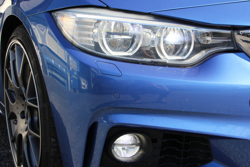 BMW 4シリーズ 435i ｶﾌﾞﾘｵﾚ Mｽﾎﾟｰﾂ 電動ｵｰﾌﾟﾝ 直6ﾀｰﾎﾞN55ｴﾝｼﾞﾝ 306馬力 ｴｱｶﾗｰ BBS20AW ﾋｰﾀｰ黒革 追従ACC LEDﾍｯﾄﾞﾗｲﾄ HUD HDDﾅﾋﾞTV 衝突軽減ﾌﾞﾚｰｷ 車線逸脱警告 歩行者警告 ｽﾏｰﾄｷｰ ｽﾙｰﾛｰﾃﾞｨﾝｸﾞﾊﾟﾄﾞﾙｼﾌﾄ 2年保証