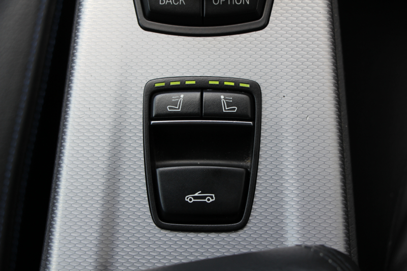 BMW 4シリーズ 435i ｶﾌﾞﾘｵﾚ Mｽﾎﾟｰﾂ 電動ｵｰﾌﾟﾝ 直6ﾀｰﾎﾞN55ｴﾝｼﾞﾝ 306馬力 ｴｱｶﾗｰ BBS20AW ﾋｰﾀｰ黒革 追従ACC LEDﾍｯﾄﾞﾗｲﾄ HUD HDDﾅﾋﾞTV 衝突軽減ﾌﾞﾚｰｷ 車線逸脱警告 歩行者警告 ｽﾏｰﾄｷｰ ｽﾙｰﾛｰﾃﾞｨﾝｸﾞﾊﾟﾄﾞﾙｼﾌﾄ 2年保証