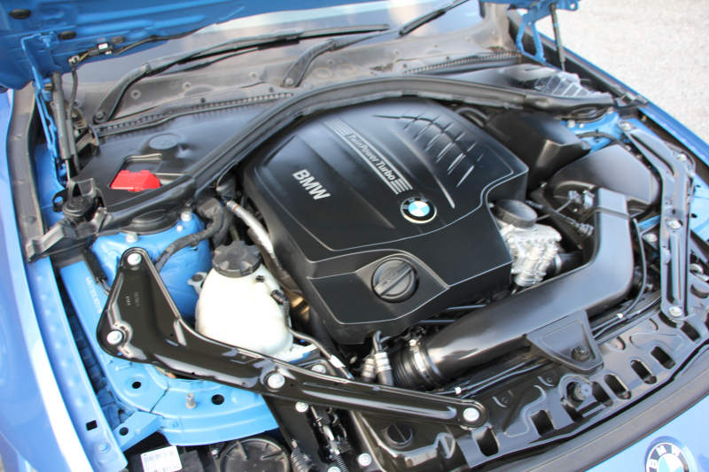 BMW 4シリーズ 435i ｶﾌﾞﾘｵﾚ Mｽﾎﾟｰﾂ 電動ｵｰﾌﾟﾝ 直6ﾀｰﾎﾞN55ｴﾝｼﾞﾝ 306馬力 ｴｱｶﾗｰ BBS20AW ﾋｰﾀｰ黒革 追従ACC LEDﾍｯﾄﾞﾗｲﾄ HUD HDDﾅﾋﾞTV 衝突軽減ﾌﾞﾚｰｷ 車線逸脱警告 歩行者警告 ｽﾏｰﾄｷｰ ｽﾙｰﾛｰﾃﾞｨﾝｸﾞﾊﾟﾄﾞﾙｼﾌﾄ 2年保証